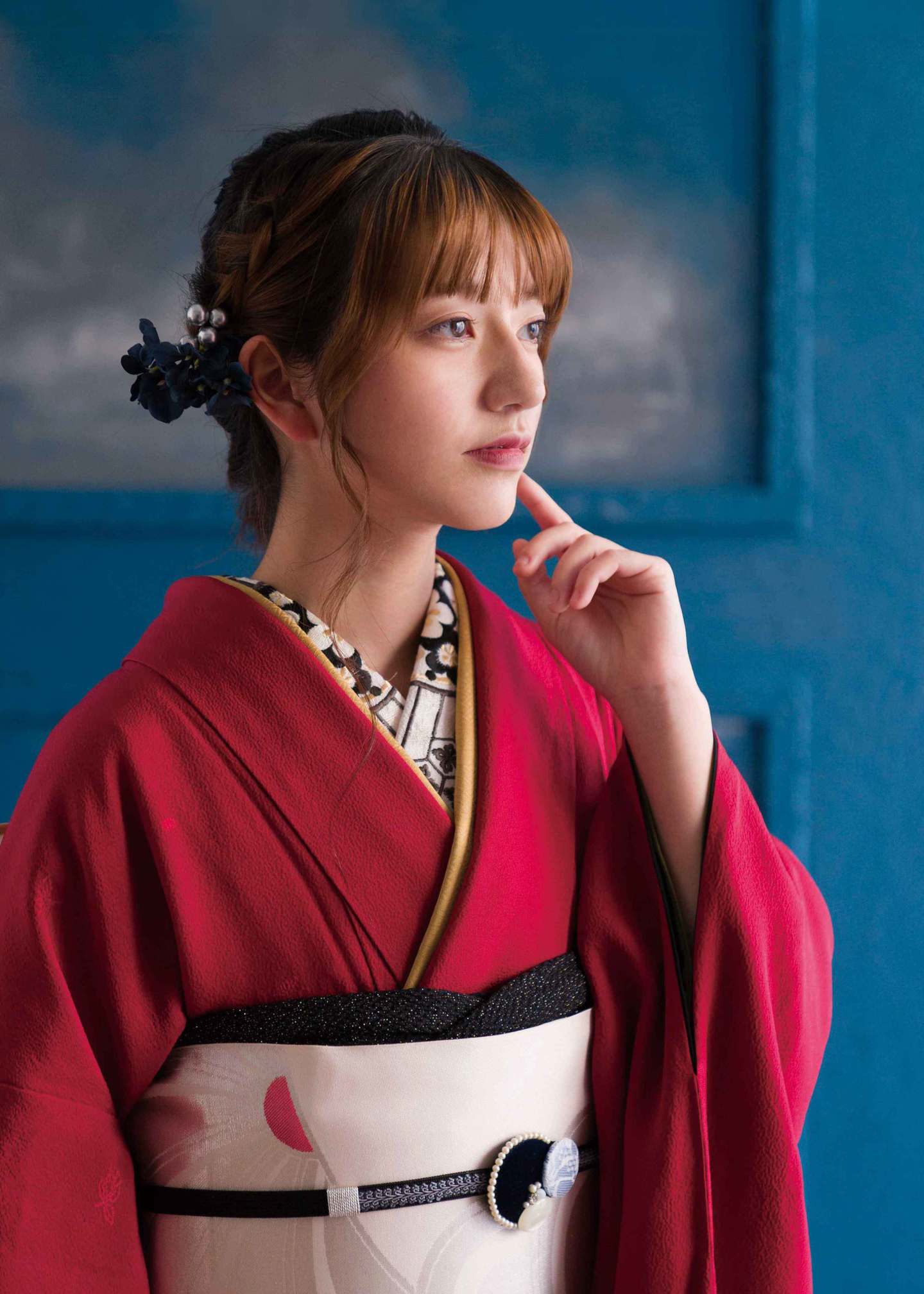 三原市・冨士写真館の高校生契約特典。JK前撮り（高校生のうちの振袖撮影）が無料になるキャンペーン。早い時期の予約で写真館での前撮りがお得に。